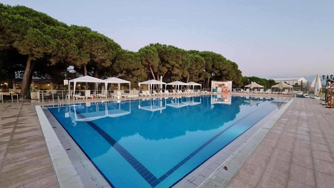 Sporkoey Hotel & Beach Club Darıca エクステリア 写真