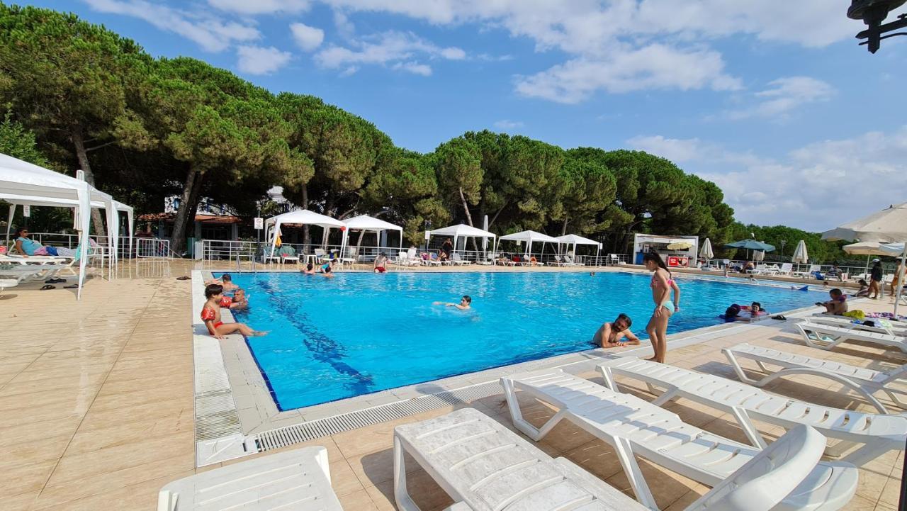 Sporkoey Hotel & Beach Club Darıca エクステリア 写真